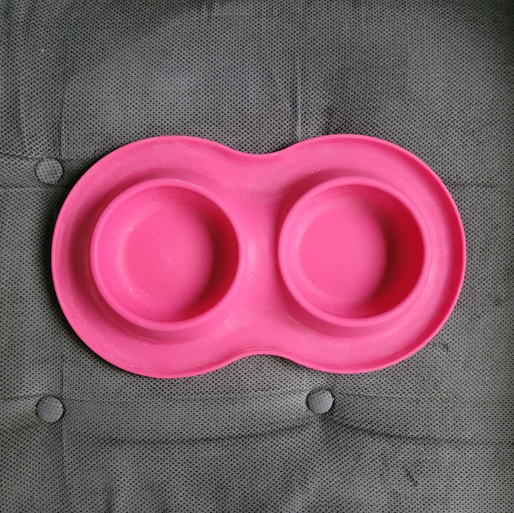 ⭐Silicone Pet Dish⭐
